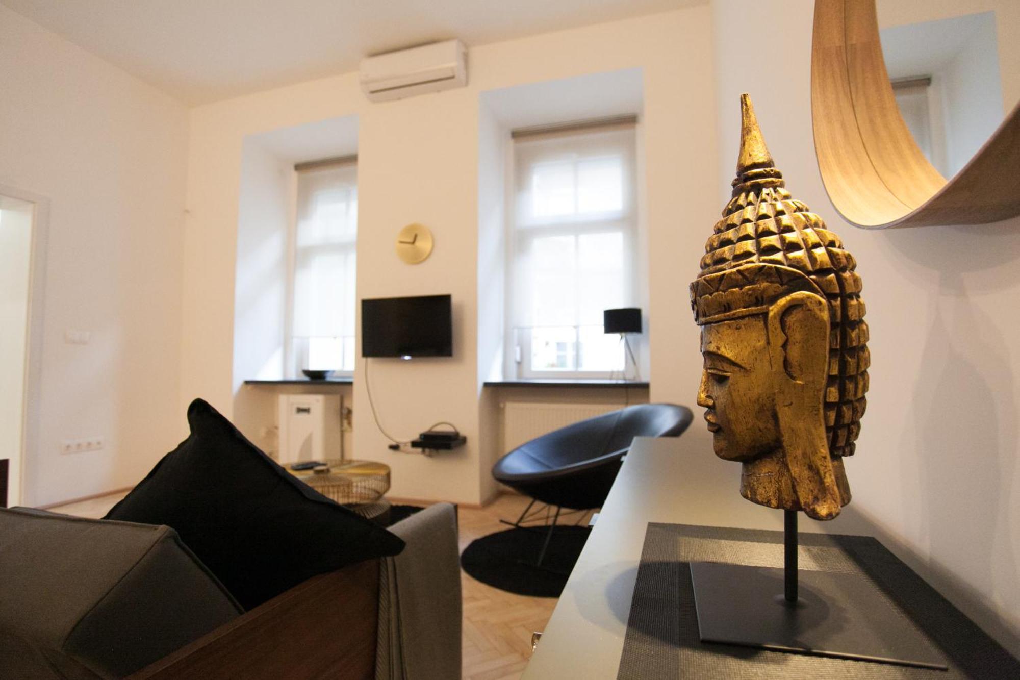 Real Delux Apartment Next To Gozsdu & Synagogue Budapest Eksteriør billede